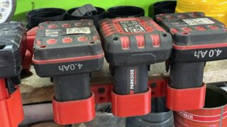 Стойки за машини и батерии Milwaukee Parkside Total Parkside: 12V, 20V (X-Team/Team); Milwaukee: M12 (12V), M18 (18V), MX FUEL (industrial system)