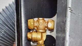 Въздуховод /накрайник за пръскачка октопод. - 3D принтиране и сканиране Въздуховод /накрайник за пръскачка октопод.