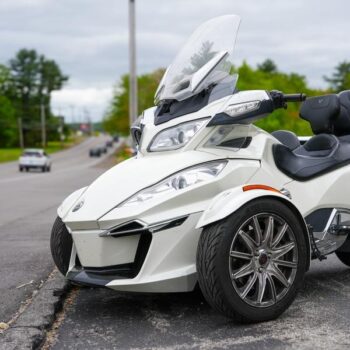 Can-Am Spyder Limited 2016 капак.