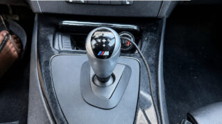 BMW E92 Joystick gap adapter - 3D принтиране и сканиране BMW E92 Joystick gap adapter